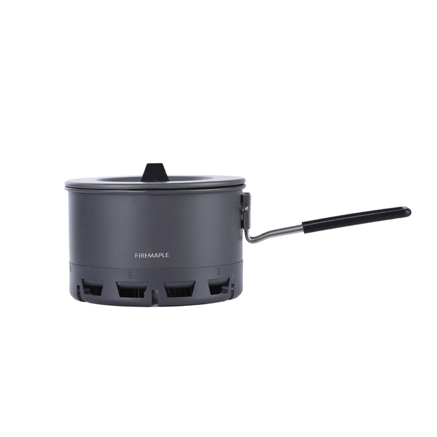 Black camping pot with handle on a white background, featuring the Fire maple brand.