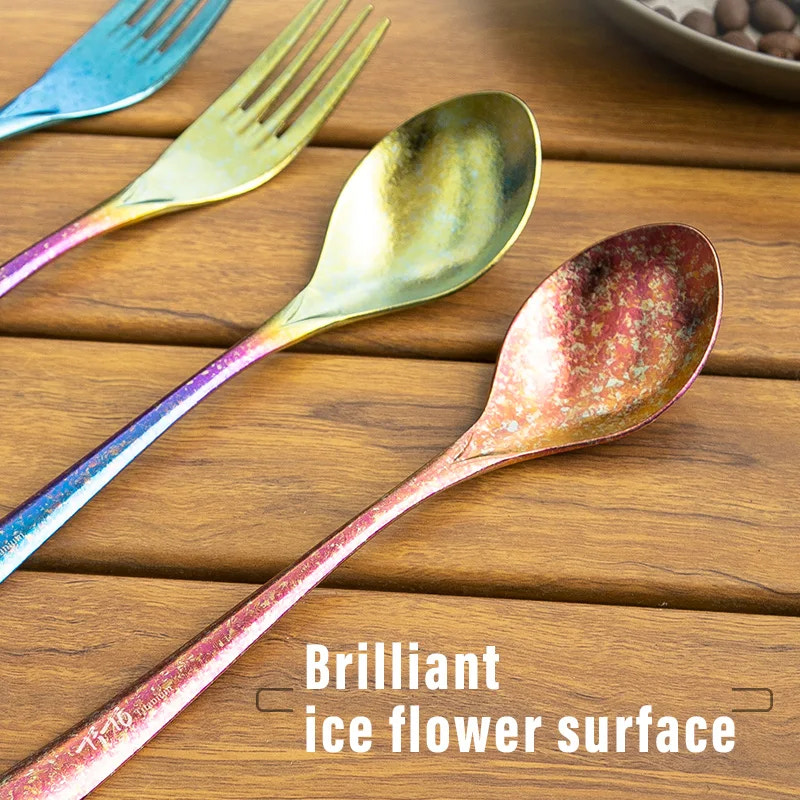 Two spoons with a 'Brilliant ice flower surface' text on a wooden background