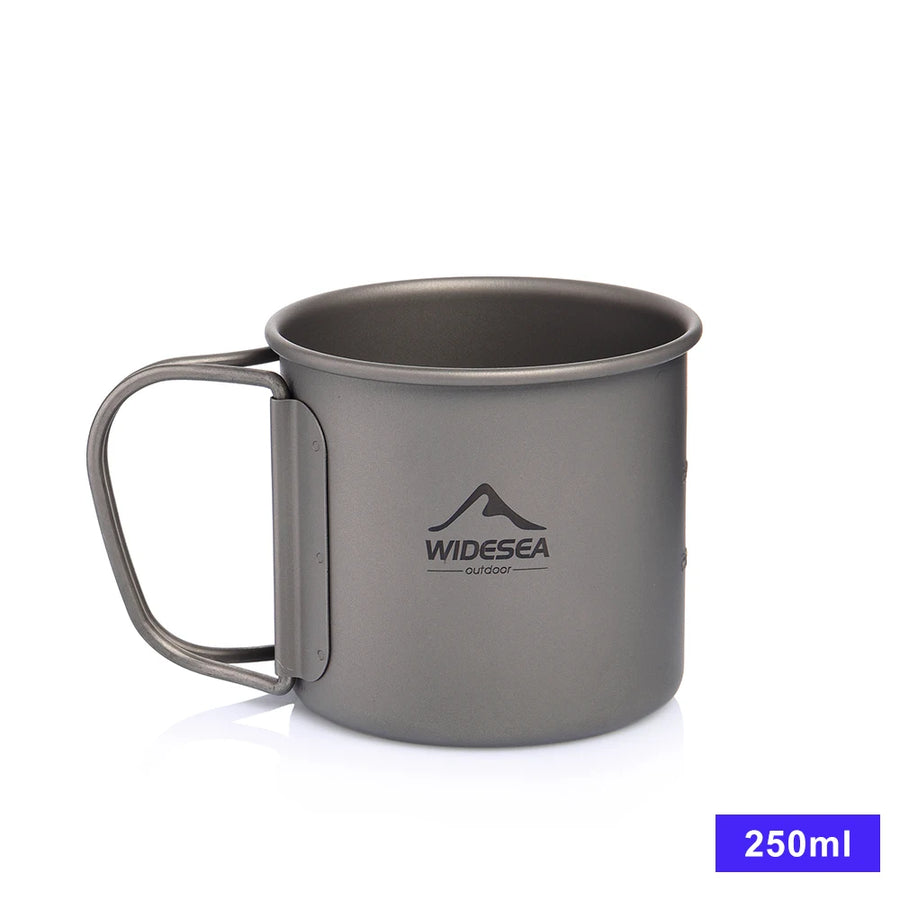 Gray mug with handle and 'Widesea' logo on a white background