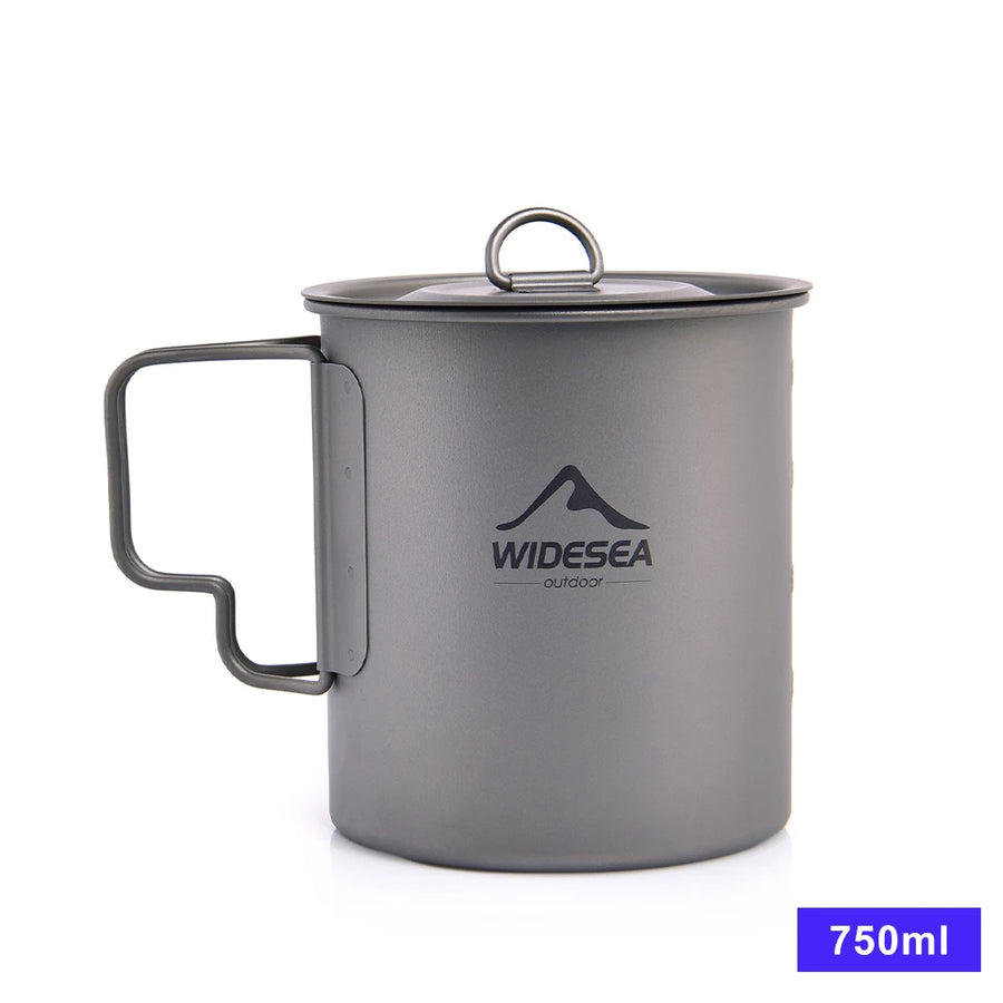 Gray mug with handle and lid, featuring Widesea logo, on a white background.
