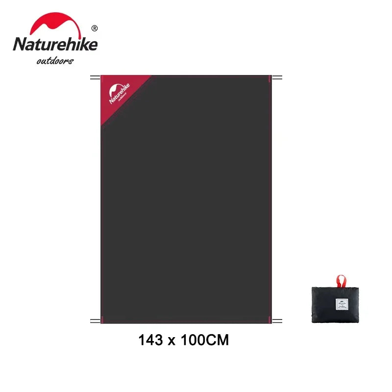 Black mat with Naturehike logo and dimensions on a white background