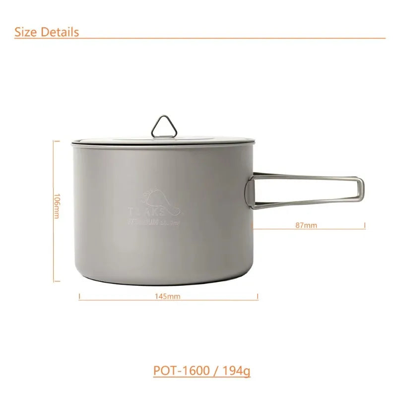Camping pot with dimensions and weight on a white background