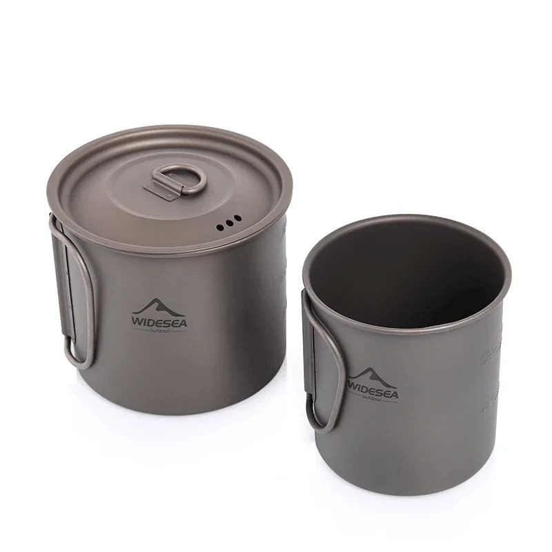 Two gray metal cups with lids on a white background, featuring the Widesea logo.